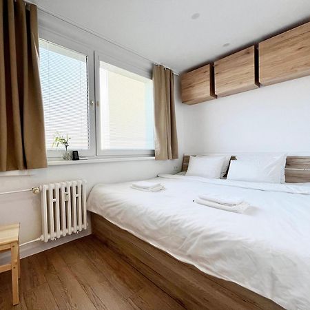 Elegant Escape Apartment III - Free Parking, Easy Access To City Center 브라티슬라바 외부 사진