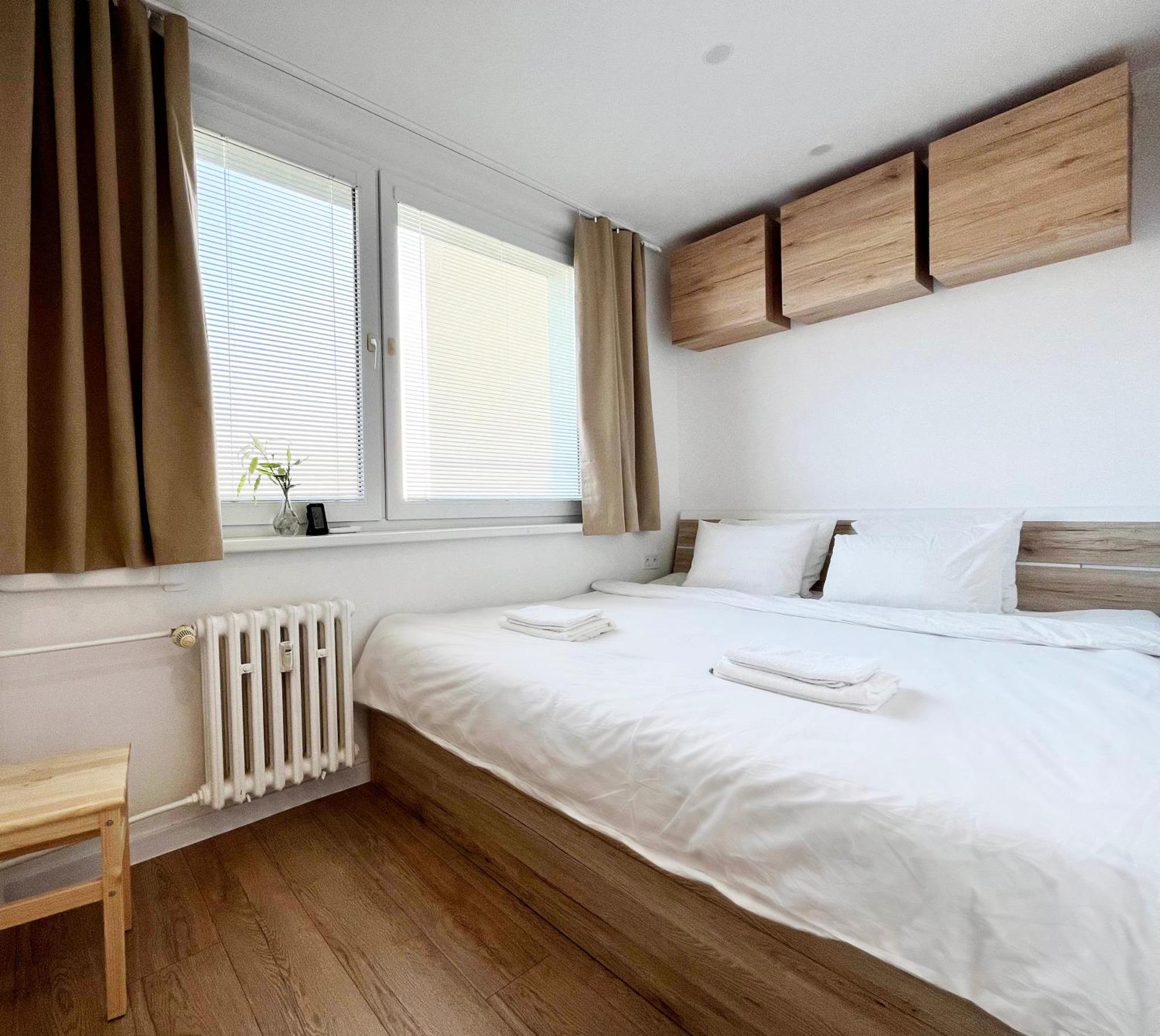 Elegant Escape Apartment III - Free Parking, Easy Access To City Center 브라티슬라바 외부 사진